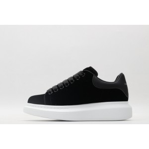 Alexander McQueen Oversized Sneaker Black