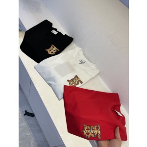 Burberry Short sleeve short T - Black - White - Red