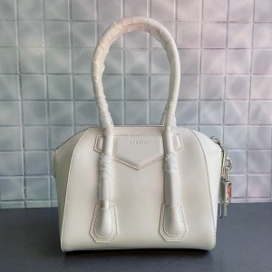 Givenchy Classic Antigona Accessoories Lock Bag