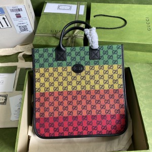 Gucci Medium tote with Interlocking