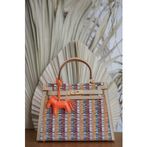 Hermès Kelly Sheepskin Vibrato Leather