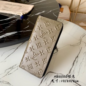 Louis Vuitton Monogram Seal Wallet